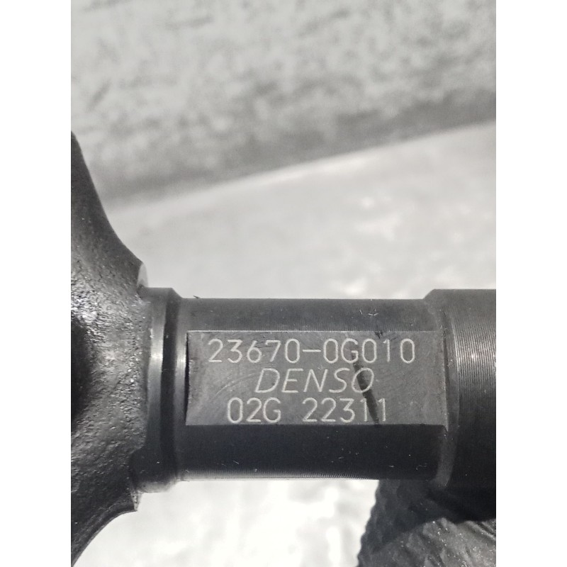 Recambio de inyector para toyota avensis sedán (_t25_) 2.0 d-4d (cdt250_) referencia OEM IAM 236700G010 02G22311 DENSO