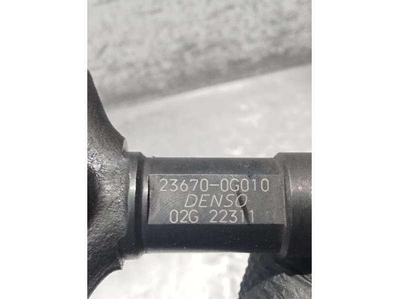 Recambio de inyector para toyota avensis sedán (_t25_) 2.0 d-4d (cdt250_) referencia OEM IAM 236700G010 02G22311 DENSO