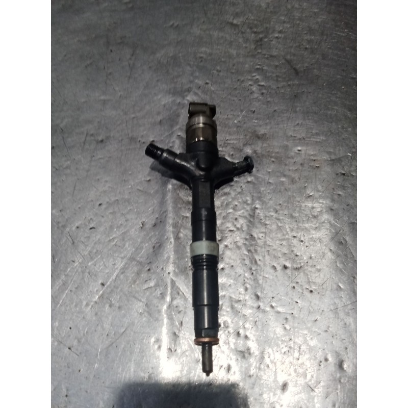 Recambio de inyector para toyota avensis sedán (_t25_) 2.0 d-4d (cdt250_) referencia OEM IAM 236700G010 02G22266 DENSO