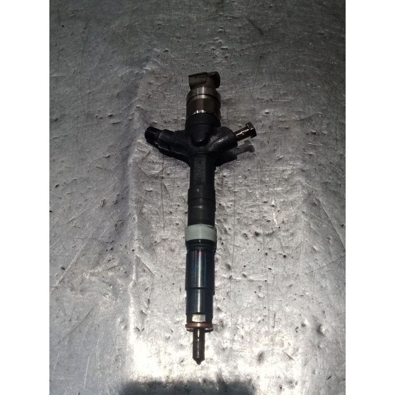 Recambio de inyector para toyota avensis sedán (_t25_) 2.0 d-4d (cdt250_) referencia OEM IAM 236700G010 02G21763 DENSO