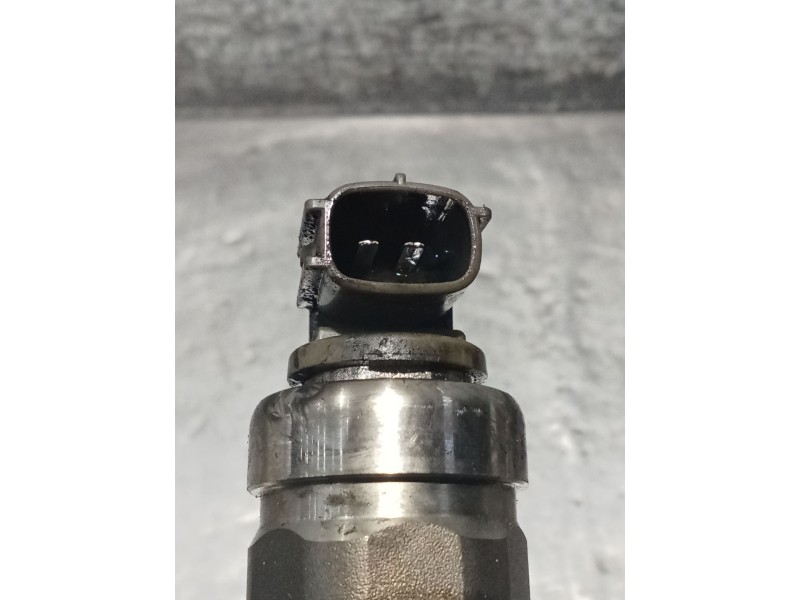 Recambio de inyector para toyota avensis sedán (_t25_) 2.0 d-4d (cdt250_) referencia OEM IAM 236700G010 02G21763 DENSO