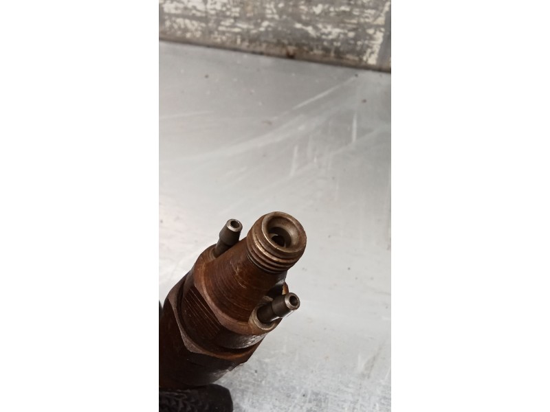 Recambio de inyector para mercedes-benz vito autobús (w638) 110 td 2.3 (638.174) referencia OEM IAM KCA27S55 BOSCH 96