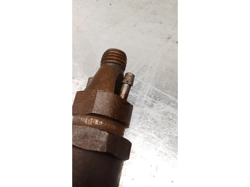 Recambio de inyector para mercedes-benz vito autobús (w638) 110 td 2.3 (638.174) referencia OEM IAM KCA27S55 BOSCH 96