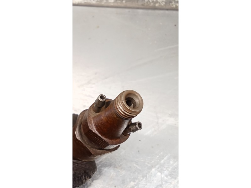 Recambio de inyector para mercedes-benz vito autobús (w638) 110 td 2.3 (638.174) referencia OEM IAM KCA27S55 BOSCH 96