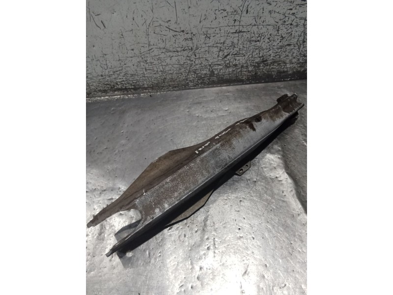 Recambio de brazo suspension inferior trasero derecho para fiat croma (194_) 1.9 d multijet (194axb1b) referencia OEM IAM   