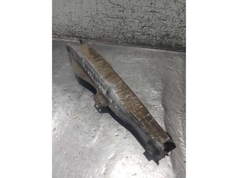 Recambio de brazo suspension inferior trasero izquierdo para fiat croma (194_) 1.9 d multijet (194axb1b) referencia OEM IAM   PO