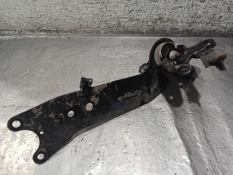 Recambio de brazo suspension superior trasero izquierdo para fiat croma (194_) 1.9 d multijet (194axb1b) referencia OEM IAM   AN