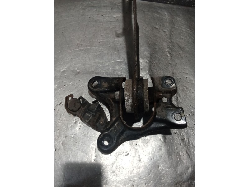 Recambio de brazo suspension superior trasero izquierdo para fiat croma (194_) 1.9 d multijet (194axb1b) referencia OEM IAM   AN
