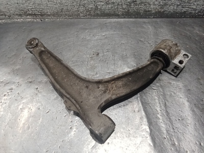 Recambio de brazo suspension inferior delantero izquierdo para fiat croma (194_) 1.9 d multijet (194axb1b) referencia OEM IAM   