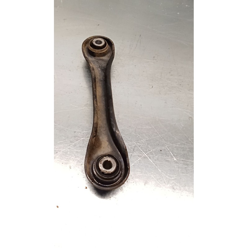 Recambio de brazo suspension inferior trasero derecho para mazda 5 (cr) 2.0 cd (cr19) referencia OEM IAM 0528D ANTERIOR 05