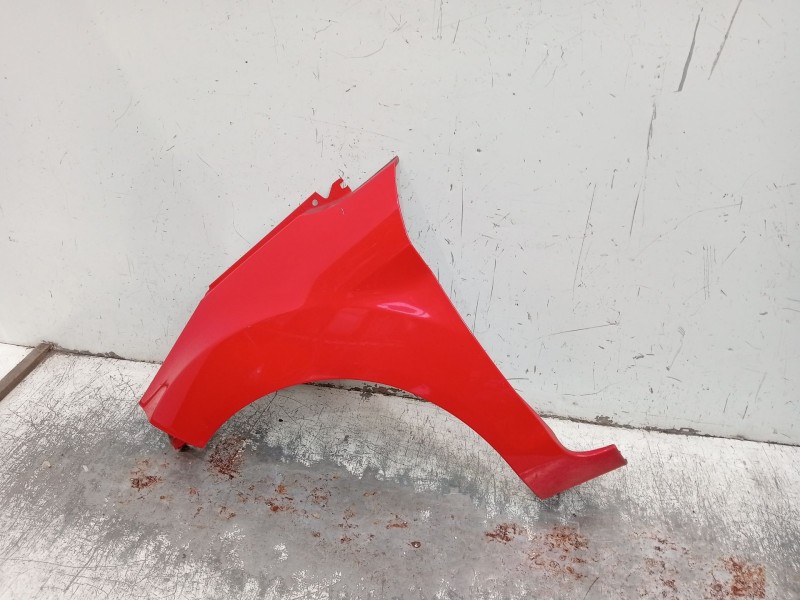 Recambio de aleta delantera izquierda para ford fiesta vi van 1.4 tdci referencia OEM IAM   