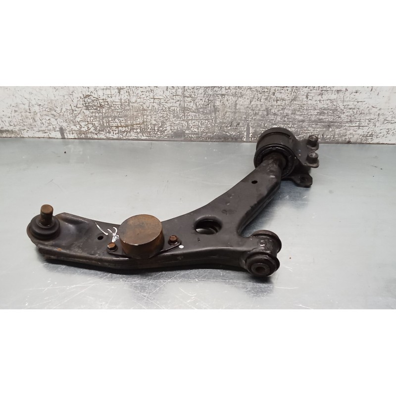 Recambio de brazo suspension inferior delantero derecho para mazda 5 (cr) 2.0 cd (cr19) referencia OEM IAM   05
