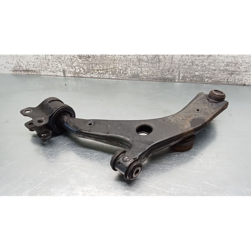 Recambio de brazo suspension inferior delantero derecho para mazda 5 (cr) 2.0 cd (cr19) referencia OEM IAM   05