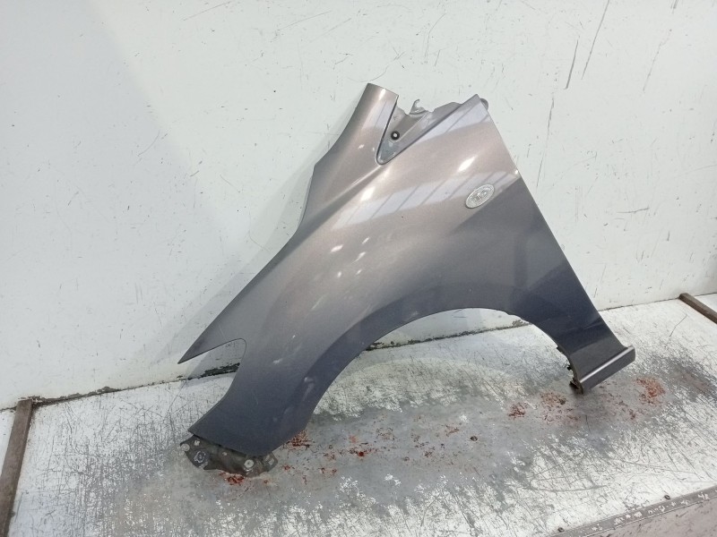 Recambio de aleta delantera izquierda para mazda 5 (cr) 2.0 cd (cr19) referencia OEM IAM   