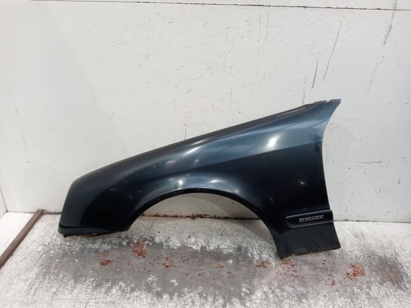 Recambio de aleta delantera izquierda para mercedes-benz clk (c208) clk 320 (208.365) referencia OEM IAM   