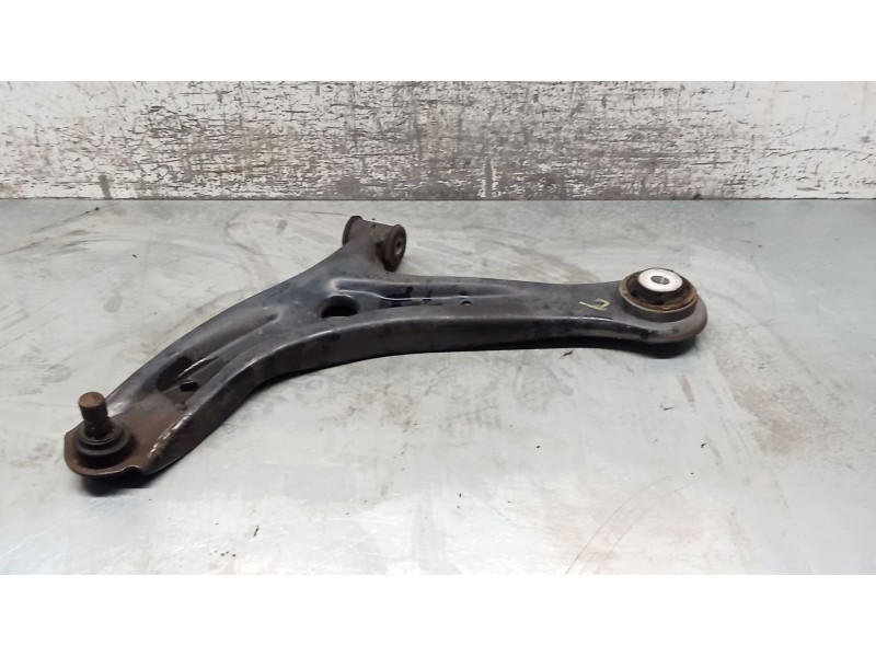 Recambio de brazo suspension inferior delantero izquierdo para ford fiesta vi van 1.4 tdci referencia OEM IAM 8V513051BH  08