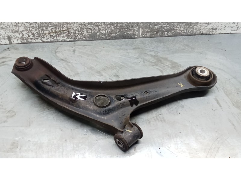 Recambio de brazo suspension inferior delantero izquierdo para ford fiesta vi van 1.4 tdci referencia OEM IAM 8V513051BH  08