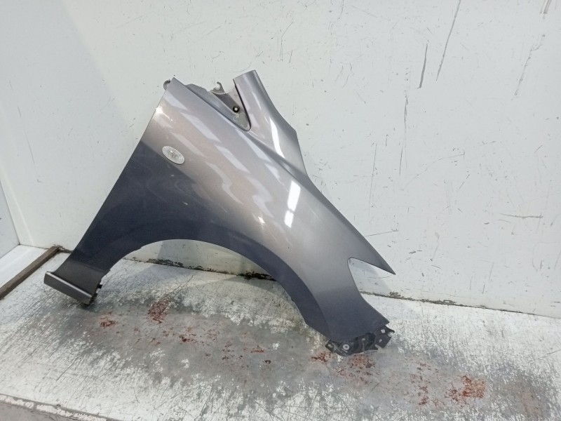 Recambio de aleta delantera derecha para mazda 5 (cr) 2.0 cd (cr19) referencia OEM IAM   