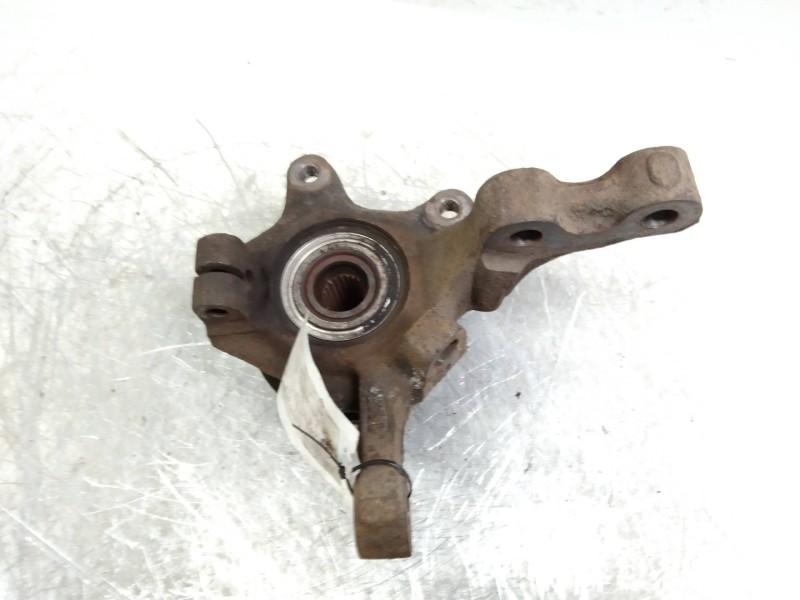 Recambio de mangueta delantera derecha para nissan kubistar (x76) 1.2 cat referencia OEM IAM   