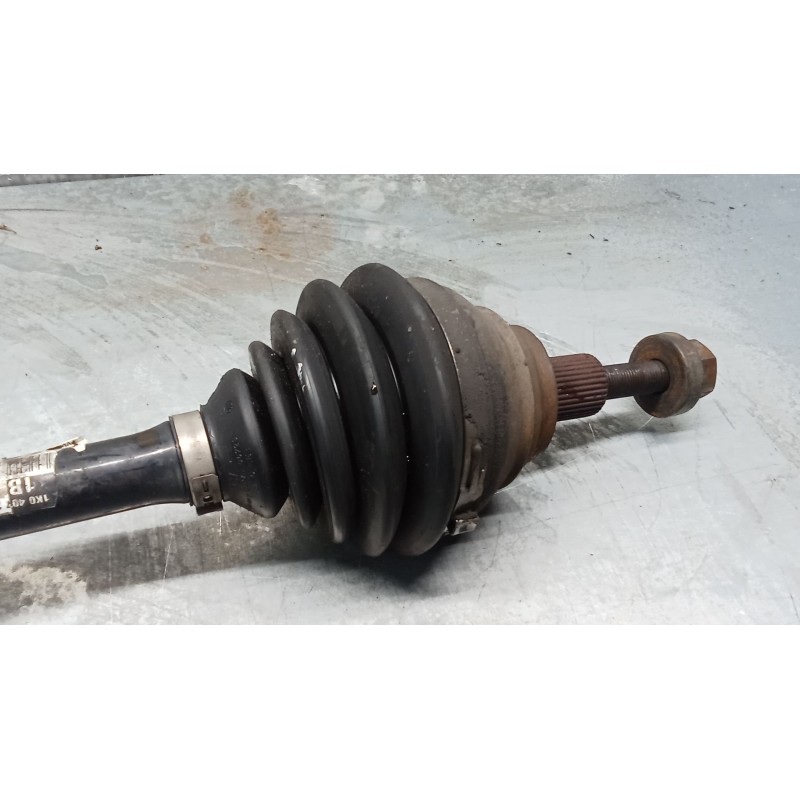 Recambio de transmision delantera izquierda para seat leon (1p1) 2.0 tdi 16v referencia OEM IAM 1K0407271BJ  05