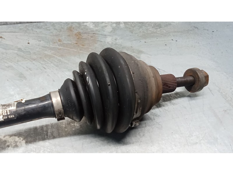 Recambio de transmision delantera izquierda para seat leon (1p1) 2.0 tdi 16v referencia OEM IAM 1K0407271BJ  05