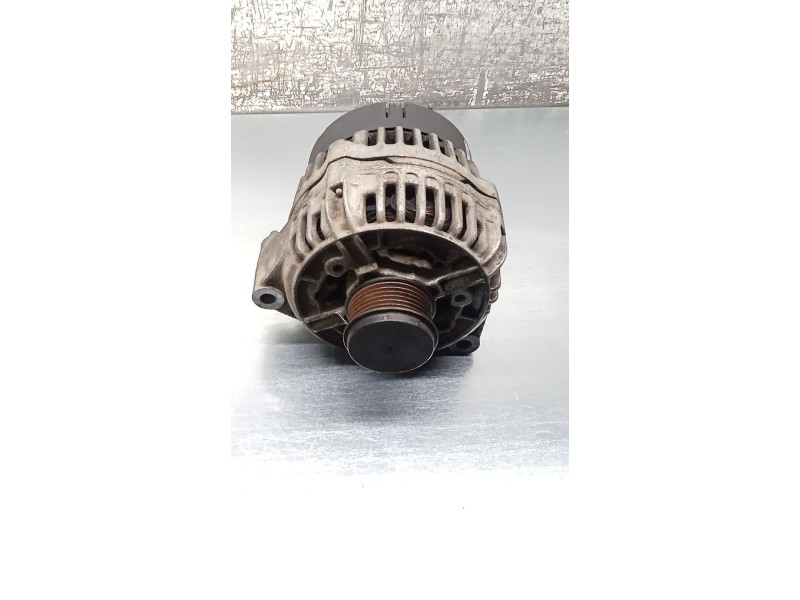 Recambio de alternador para mercedes-benz vito autobús (w638) 110 td 2.3 (638.174) referencia OEM IAM 0123510102 0101547402 96 1