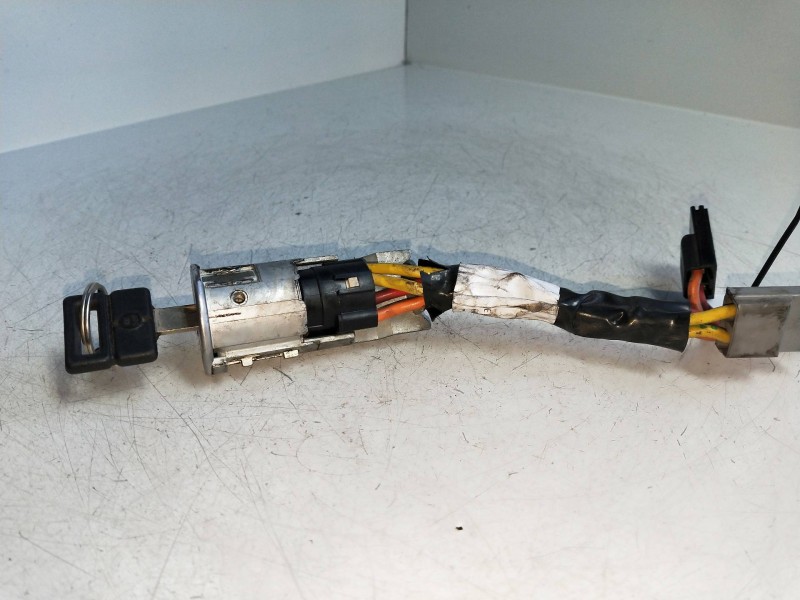 Recambio de conmutador de arranque para renault clio i fase i+ii (b/c57) 1.9 diesel referencia OEM IAM   