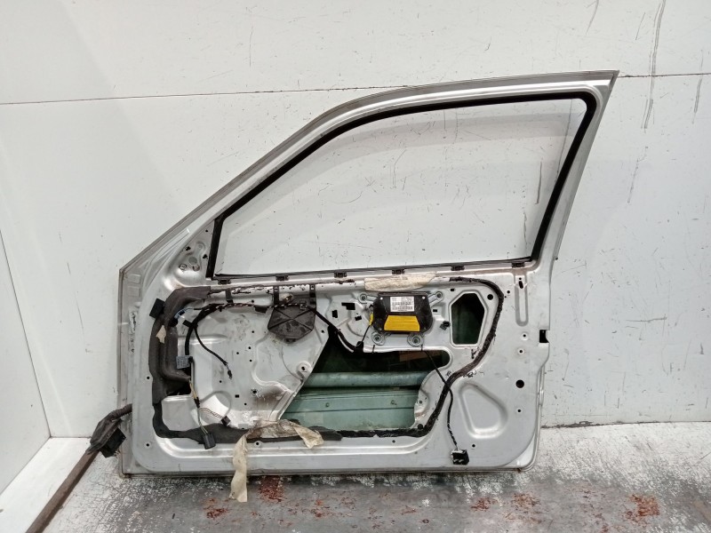 Recambio de puerta delantera derecha para bmw 3 compact (e36) 318 tds referencia OEM IAM   
