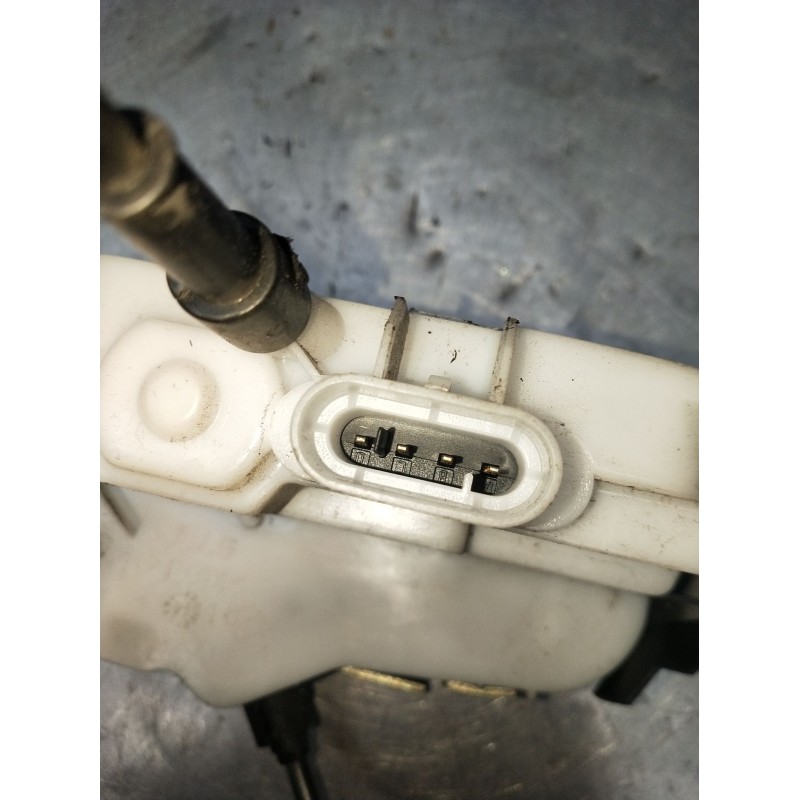 Recambio de motor cierre centralizado delantero izquierdo para renault megane ii coupé-cabriolet (em0/1_) 1.9 dci referencia OEM