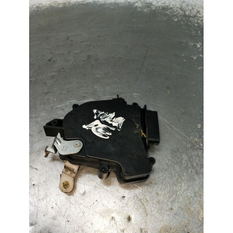 Recambio de motor cierre centralizado trasero derecho para mazda 5 (cr) 2.0 cd (cr19) referencia OEM IAM LATERAL 5P 2005