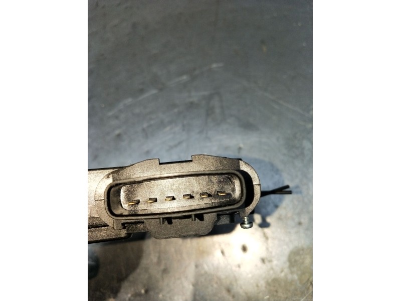 Recambio de motor cierre centralizado trasero derecho para mazda 5 (cr) 2.0 cd (cr19) referencia OEM IAM LATERAL 5P 2005