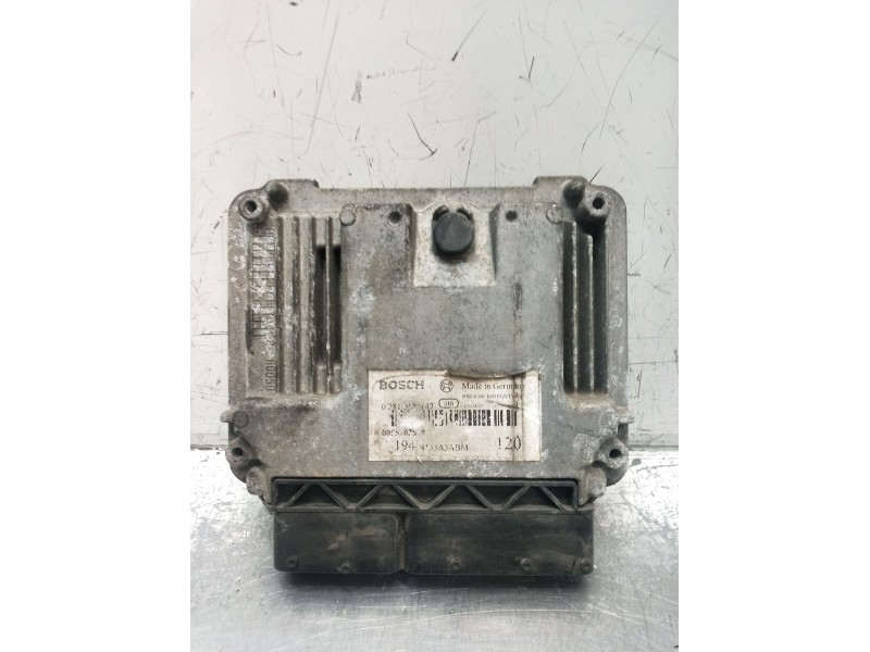 Recambio de centralita motor uce para fiat croma (194_) 1.9 d multijet (194axb1b) referencia OEM IAM 0281012147 1944133A3ABM 200
