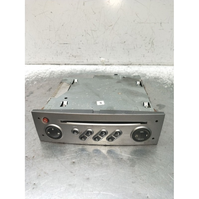 Recambio de sistema audio / radio cd para renault megane ii coupé-cabriolet (em0/1_) 1.9 dci referencia OEM IAM 8200666141 FD000