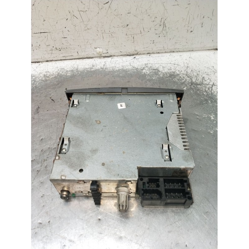 Recambio de sistema audio / radio cd para renault megane ii coupé-cabriolet (em0/1_) 1.9 dci referencia OEM IAM 8200666141 FD000