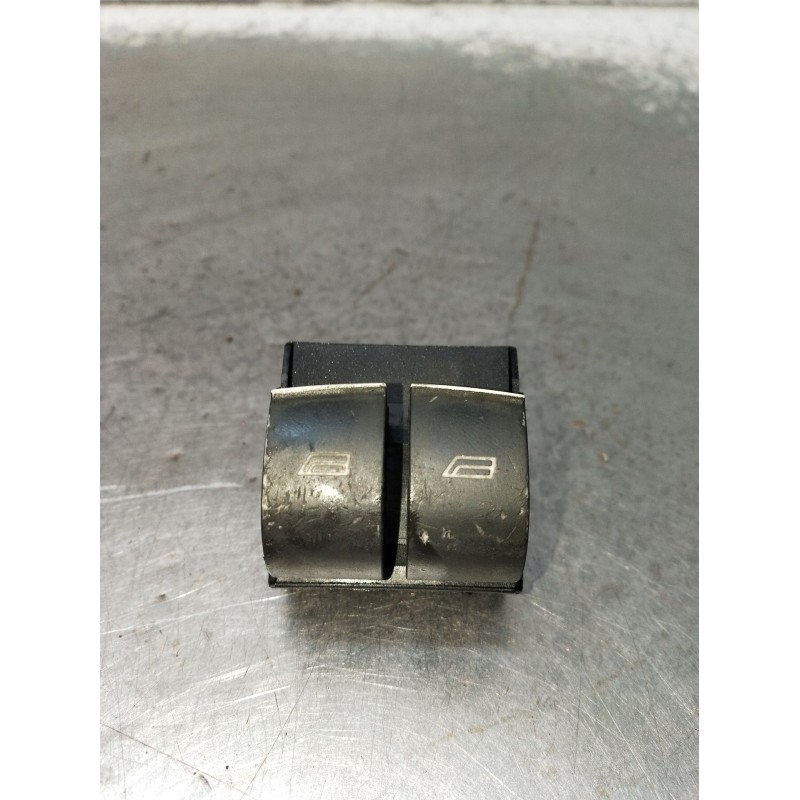 Recambio de mando elevalunas delantero izquierdo para audi a4 b6 (8e2) 1.8 t referencia OEM IAM 8Z0959851A 4P 2001