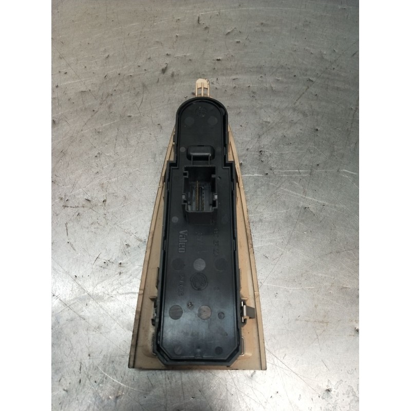 Recambio de mando elevalunas delantero izquierdo para fiat croma (194_) 1.9 d multijet (194axb1b) referencia OEM IAM 735398873 5