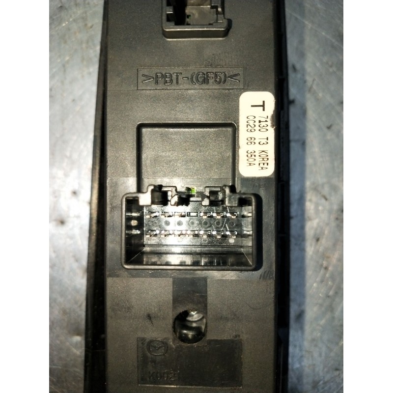 Recambio de mando elevalunas delantero izquierdo para mazda 5 (cr) 2.0 cd (cr19) referencia OEM IAM CC65684L6C 5P 2005