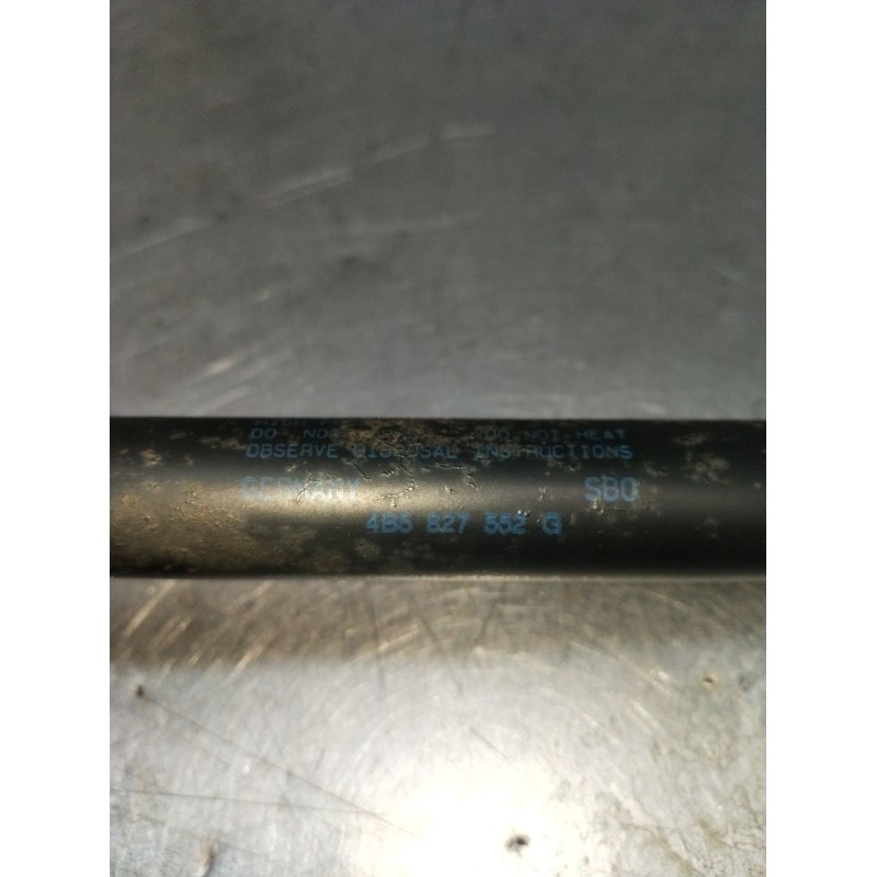 Recambio de amortiguadores maletero / porton para audi a4 b6 (8e2) 1.8 t referencia OEM IAM 4B5827552G  2001