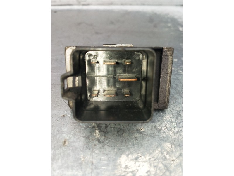 Recambio de caja precalentamiento para nissan almera ii hatchback (n16) 1.5 dci referencia OEM IAM 770015078  2002