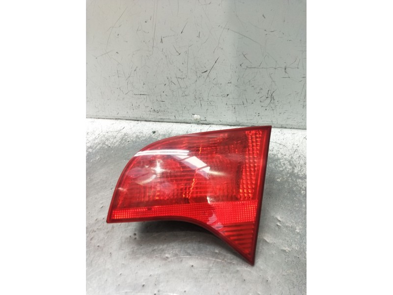 Recambio de piloto trasero derecho interior para audi a4 b7 avant (8ed) 1.8 t quattro referencia OEM IAM 8E9945094 484502 2005