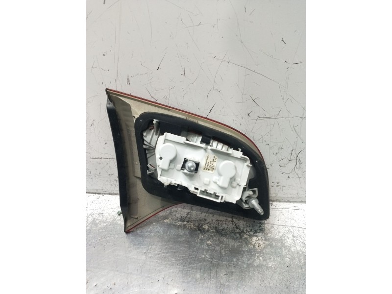 Recambio de piloto trasero derecho interior para audi a4 b7 avant (8ed) 1.8 t quattro referencia OEM IAM 8E9945094 484502 2005