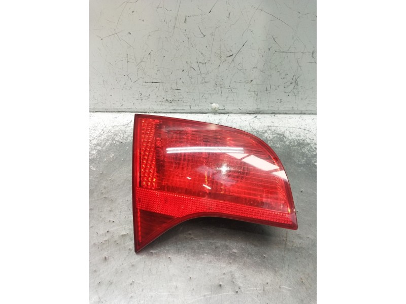 Recambio de piloto trasero izquierdo interior para audi a4 b7 avant (8ed) 1.8 t quattro referencia OEM IAM 8E9945093 484501 2005