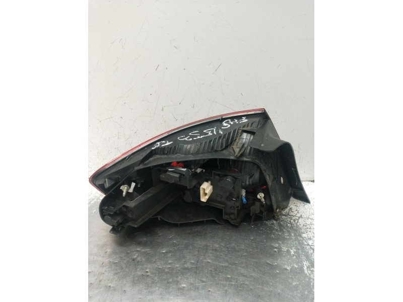 Recambio de piloto trasero derecho para peugeot 407 (6d_) 2.0 hdi 135 (6drhrh, 6drhre, 6drhrg, 6drhrj) referencia OEM IAM   