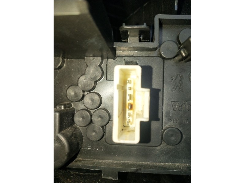 Recambio de piloto trasero derecho para peugeot 407 (6d_) 2.0 hdi 135 (6drhrh, 6drhre, 6drhrg, 6drhrj) referencia OEM IAM   