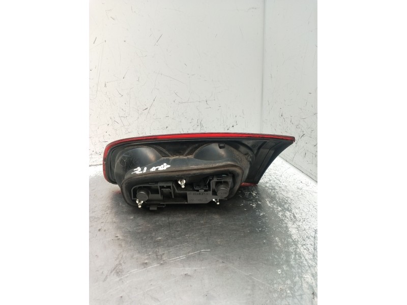 Recambio de piloto trasero izquierdo interior para fiat croma (194_) 1.9 d multijet (194axb1b) referencia OEM IAM   2005