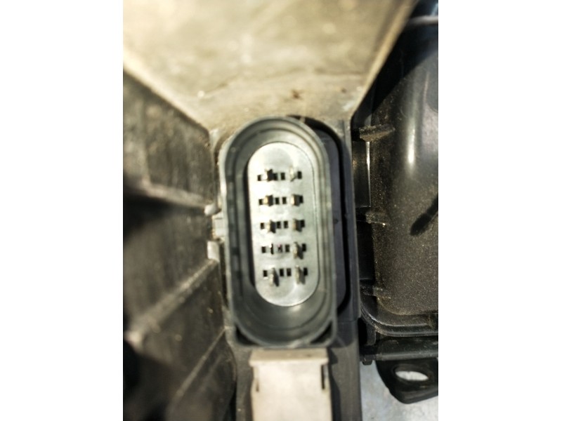 Recambio de faro derecho para audi a4 b6 (8e2) 1.8 t referencia OEM IAM 8E0941004F 8E0990008 89305700 2001