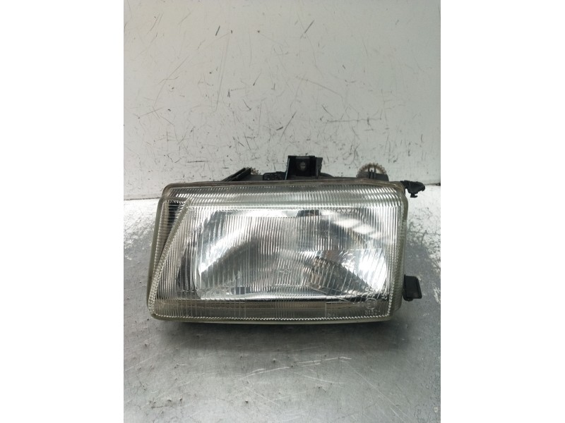 Recambio de faro izquierdo para seat ibiza ii (6k1) 1.9 d referencia OEM IAM 67735499 086653 VER FOTOS