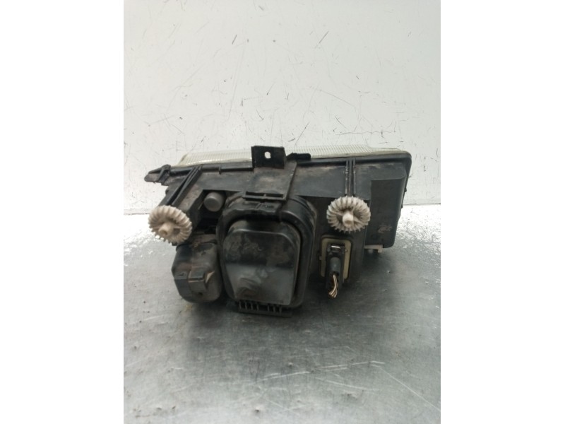 Recambio de faro izquierdo para seat ibiza ii (6k1) 1.9 d referencia OEM IAM 67735499 086653 VER FOTOS