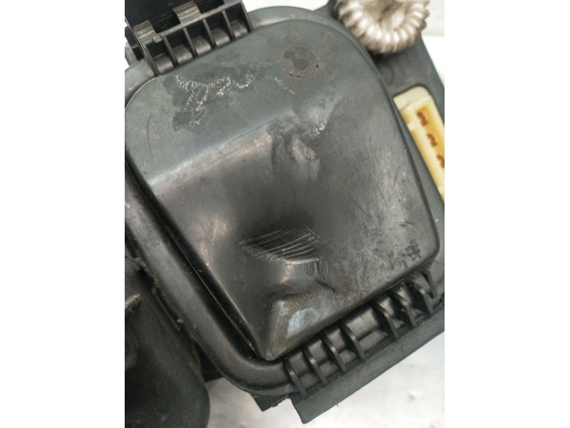 Recambio de faro izquierdo para seat ibiza ii (6k1) 1.9 d referencia OEM IAM 67735499 086653 VER FOTOS