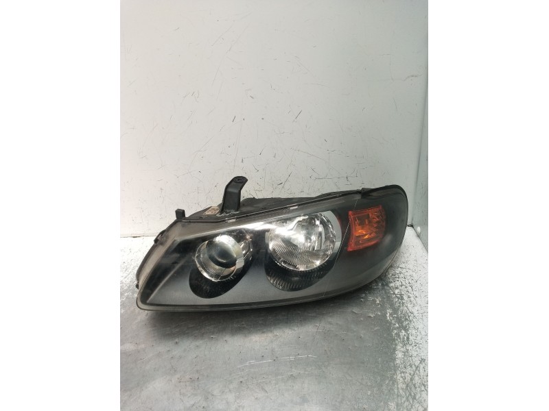 Recambio de faro izquierdo para nissan almera ii hatchback (n16) 1.5 dci referencia OEM IAM 26060BN67A 10016391 H235GLLE 2002